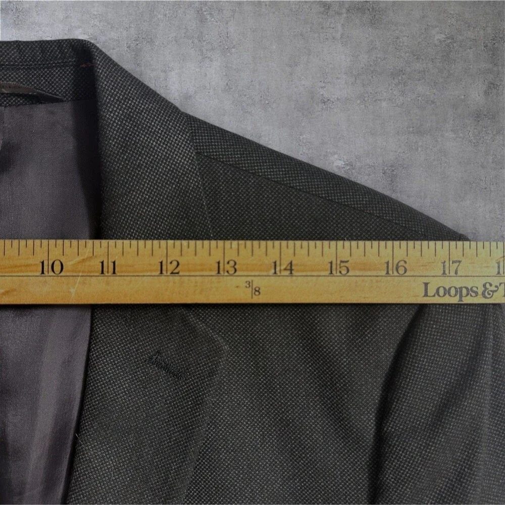 Banana Republic brand banana